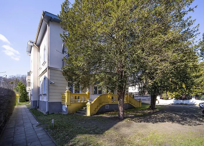 Secret Garden 150 M From The Beach By Noclegi Renters